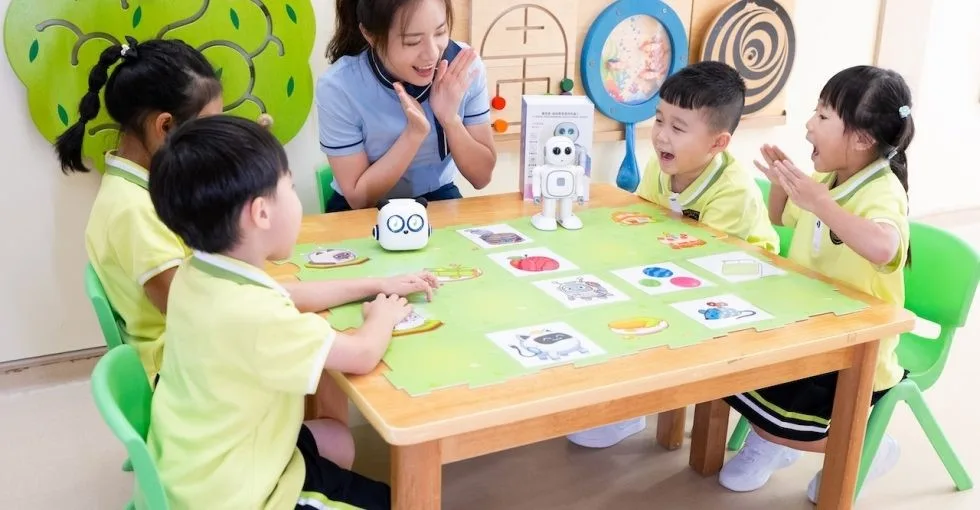 首頁大圖：學生於校園活動照片（3）
