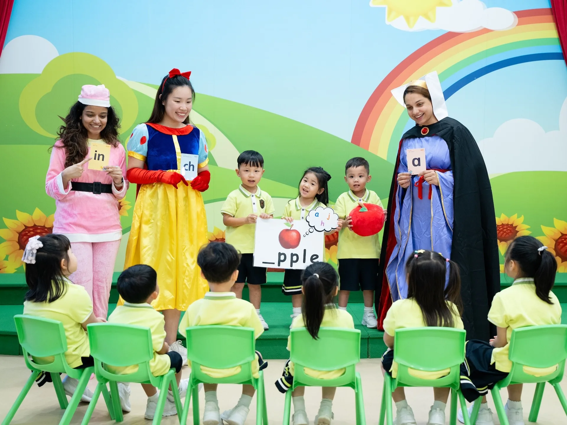Homepage Large Image: Photos of students participating in campus activities (1)