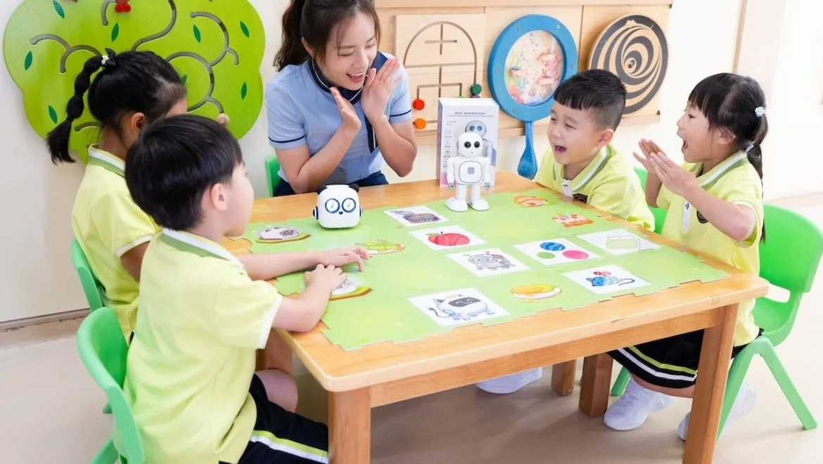 首頁大圖：學生於校園活動照片（3）