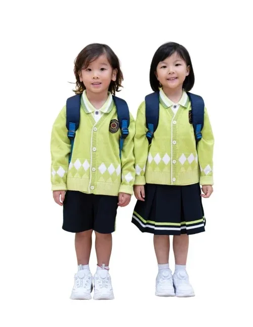夏季校服示範照片 1